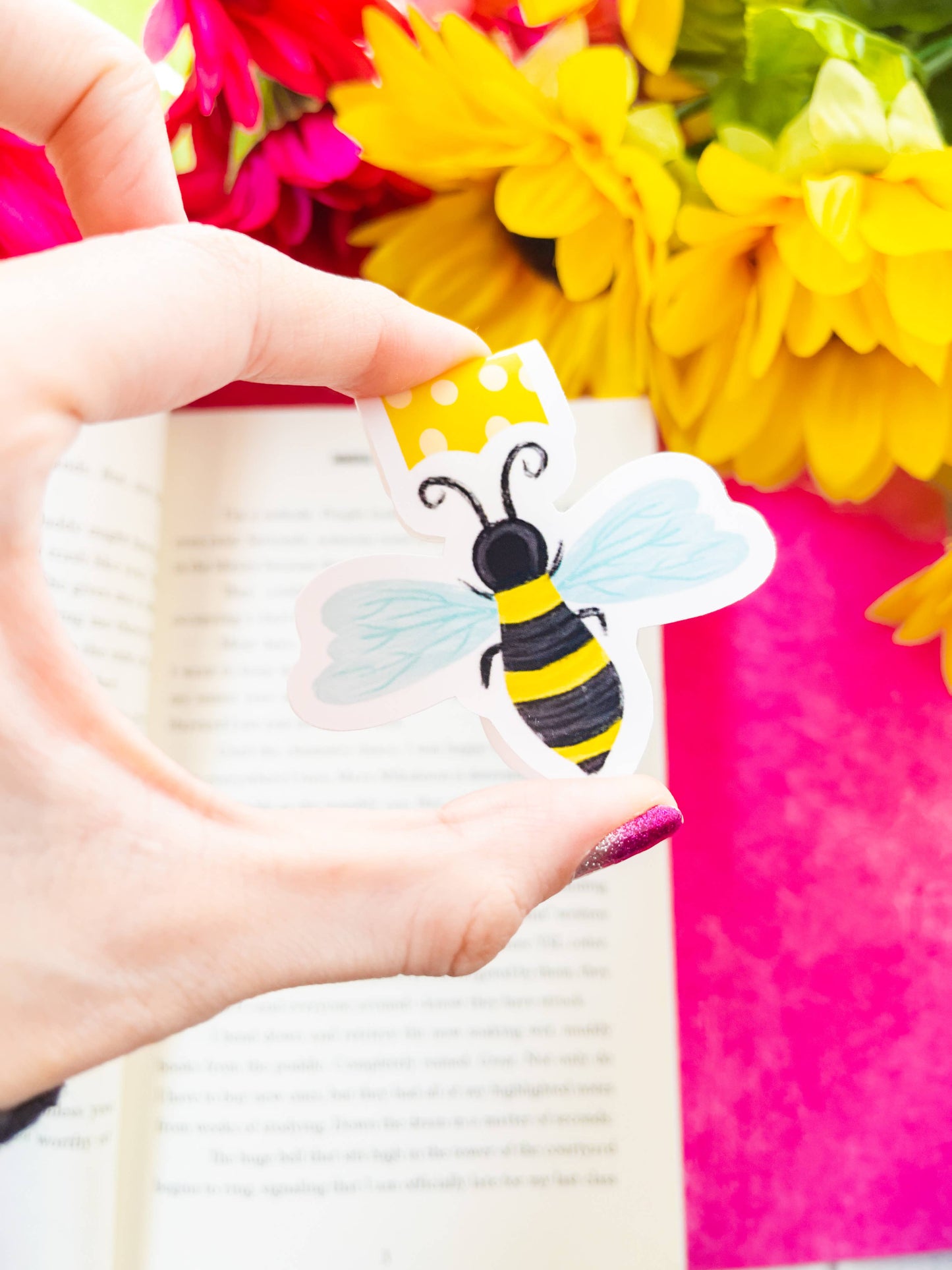 Bumble Bee Magnetic Bookmark